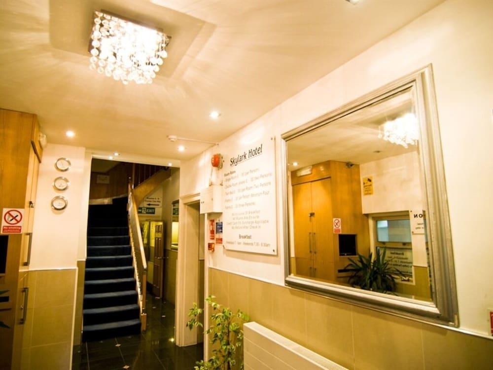 Skylark Guest House Hounslow Eksteriør bilde