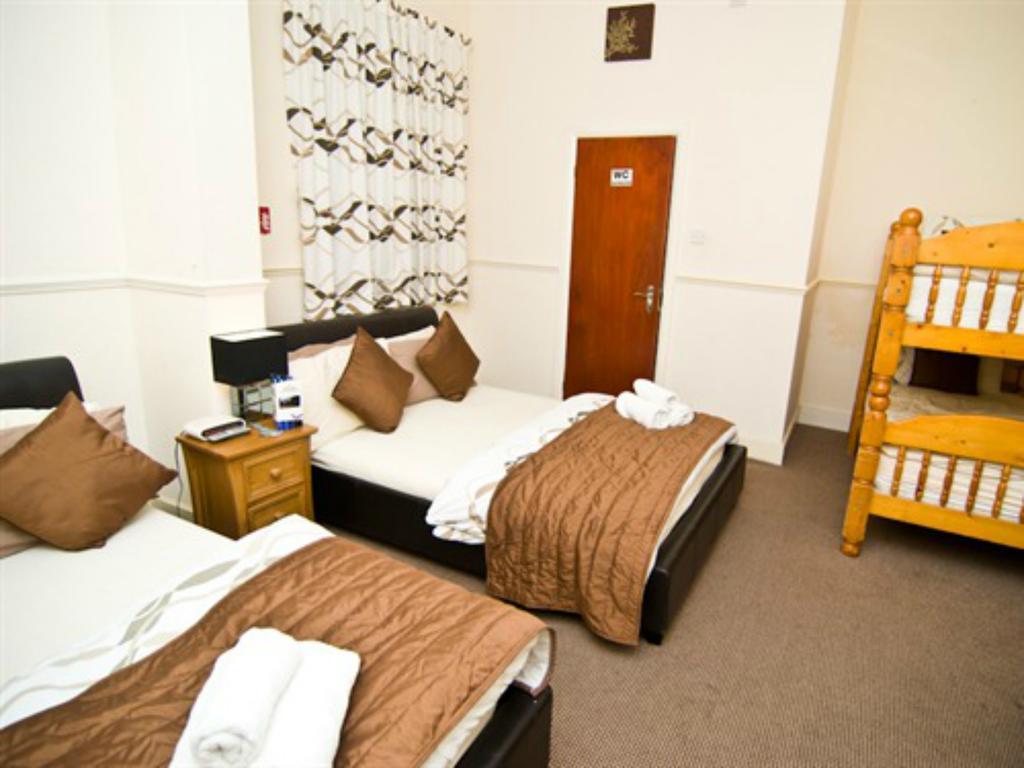 Skylark Guest House Hounslow Eksteriør bilde