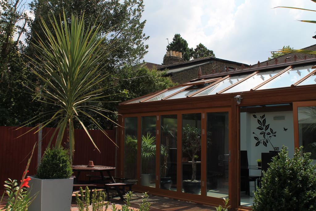 Skylark Guest House Hounslow Eksteriør bilde