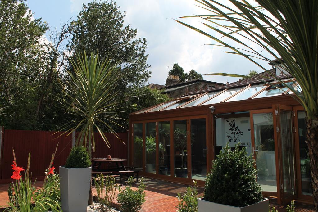 Skylark Guest House Hounslow Eksteriør bilde