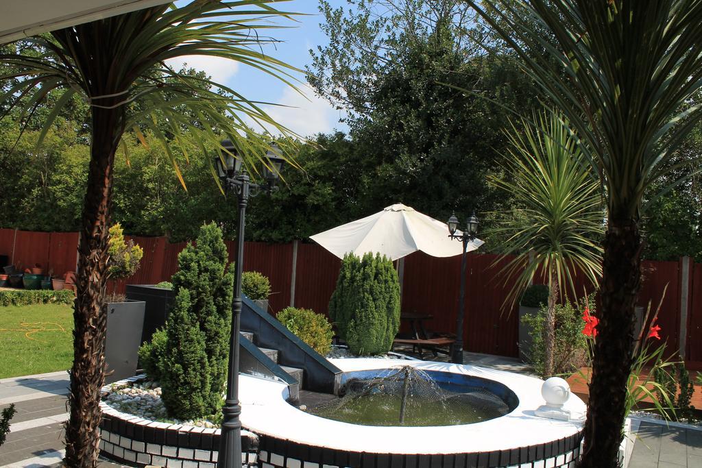 Skylark Guest House Hounslow Eksteriør bilde